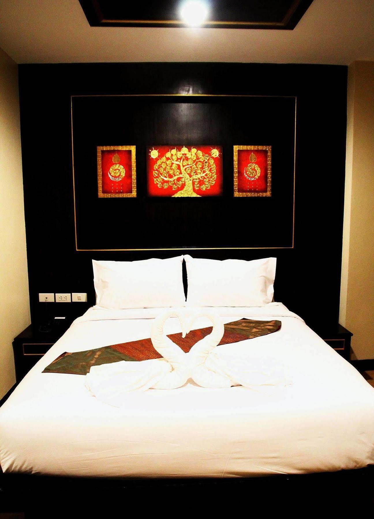 เมโทร โฮเต็ล แอนด์ สปา Hotel ทุ่งสง ภายนอก รูปภาพ