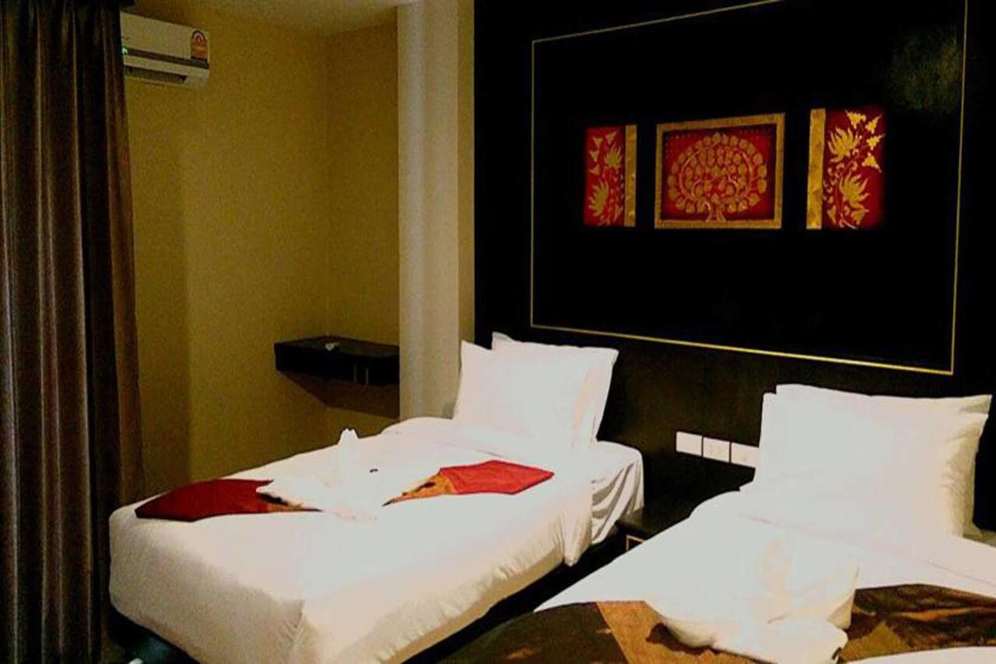 เมโทร โฮเต็ล แอนด์ สปา Hotel ทุ่งสง ภายนอก รูปภาพ